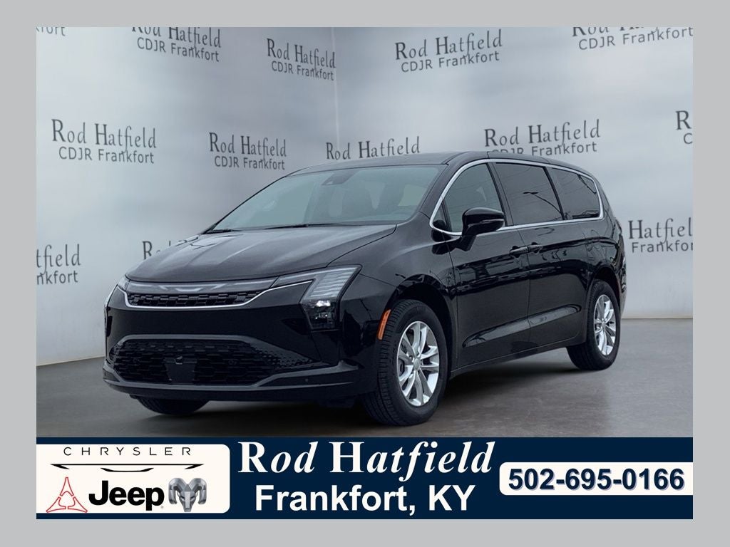 2027 Chrysler Pacifica PACIFICA SELECT AWD in Diamond Black Crystal Pearl-Coat Exterior Paint — front three-quarter view
