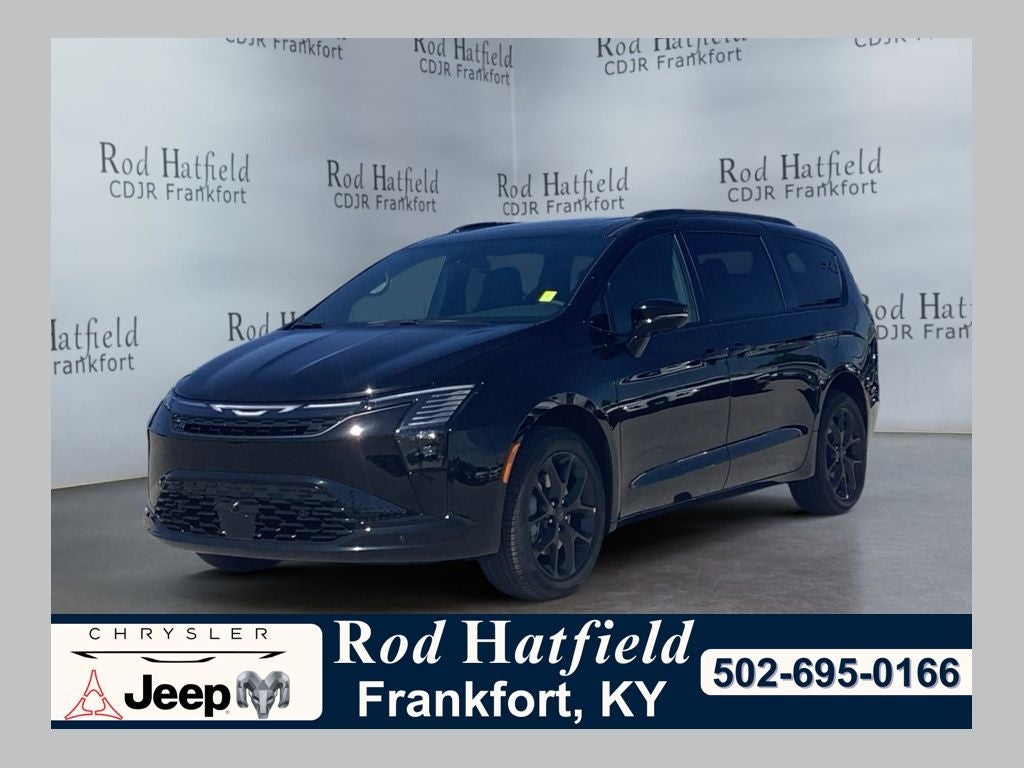 2027 Chrysler Pacifica PACIFICA LIMITED AWD in Diamond Black Crystal Pearl-Coat Exterior Paint — front three-quarter view